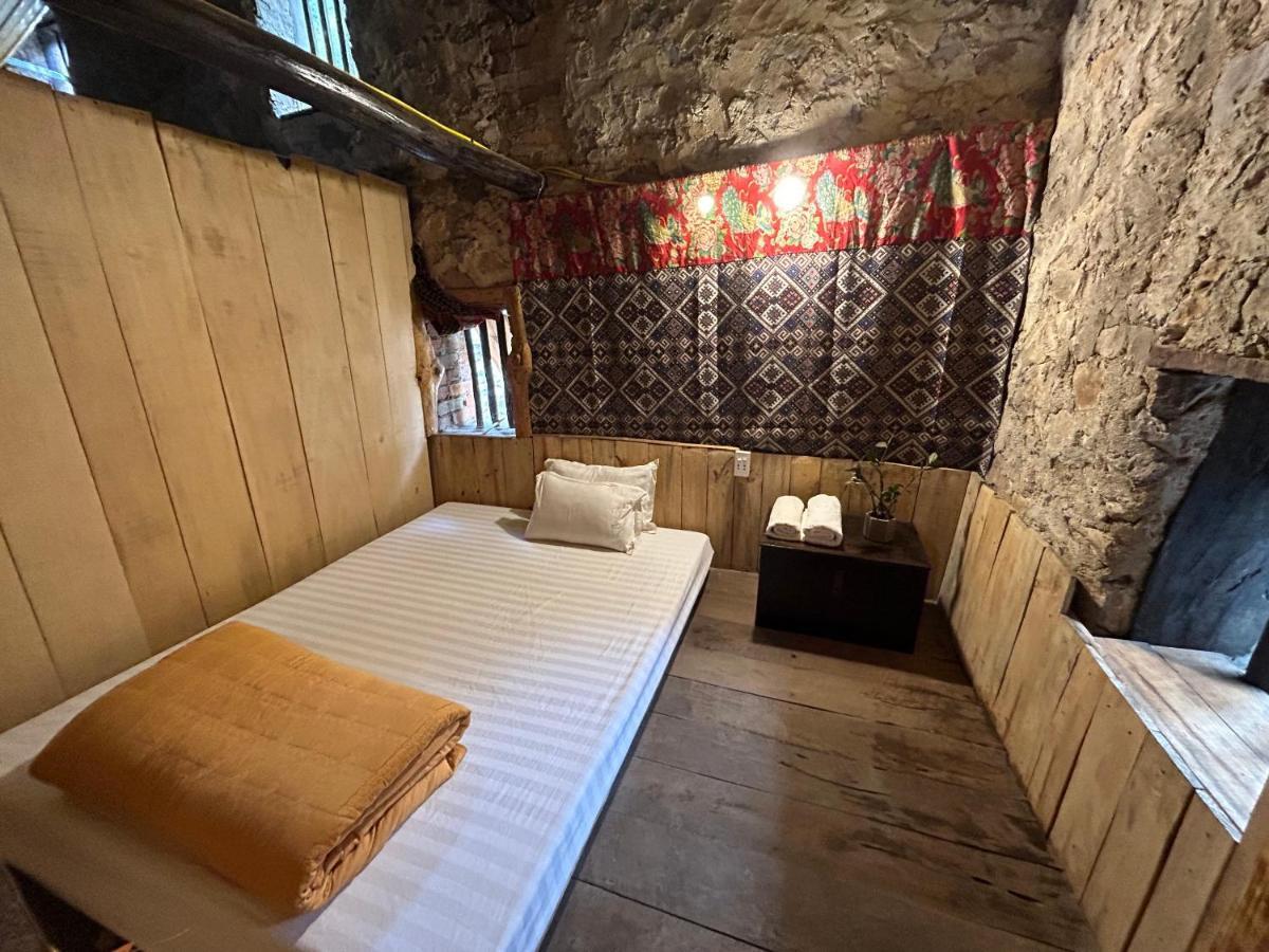 A Sy Ban Gioc Homestay - Lang Da Khuoi Ky Cao Bang Exterior photo